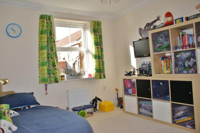 Photo 11
