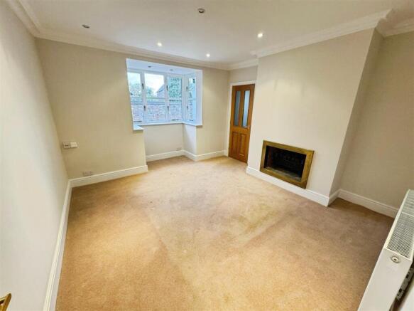 29, Chorley Hall Lane, Alderley Edge photo 4