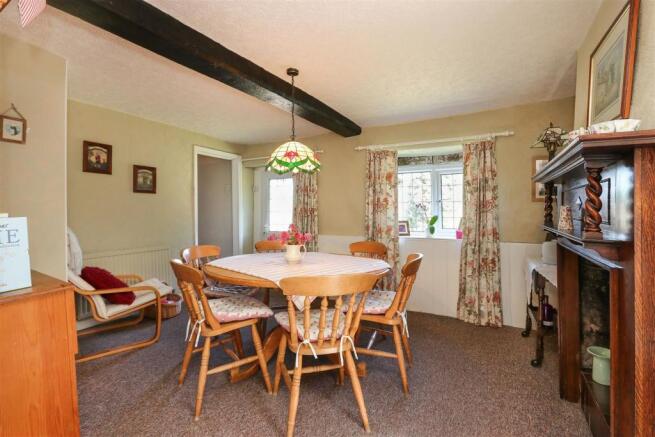 Dining Room.jpg