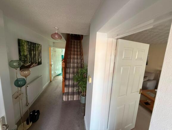 7 Salisbury Close, Morton, Gainsborough, Lincolnshire, DN21 3GB photo 4