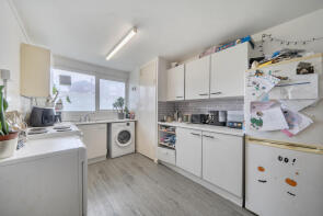 73, Lumsden Road, Southsea PO4 9LW