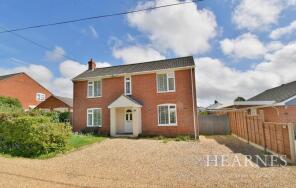 19, Tricketts Lane, Ferndown BH22 8AT