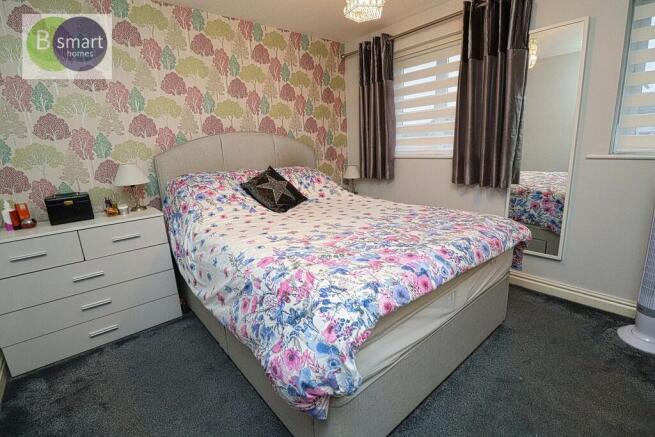 4 bed Detached for sale Image 7