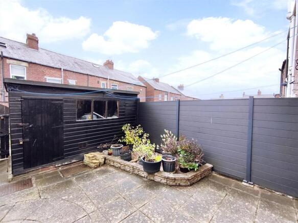 2 bed Terraced for sale Image 5