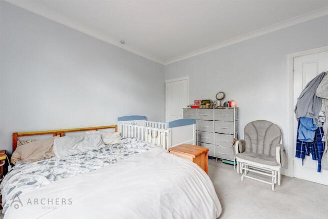 3 bed Terraced for sale Image 10