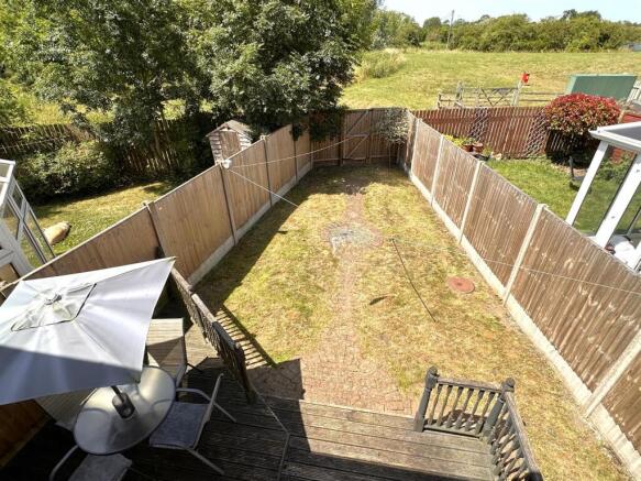 Rear Garden With Unspoiled Outlook 170
