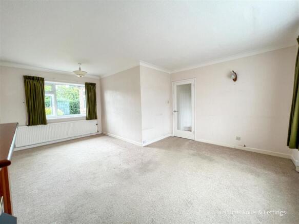 40 Grange Rd Lt C-12.jpg