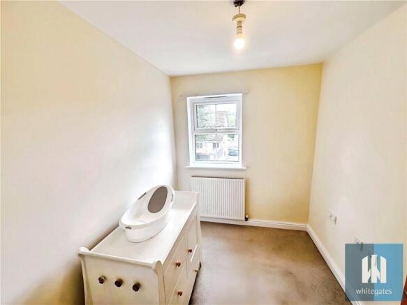 2 bed Apartment to rent Image 10