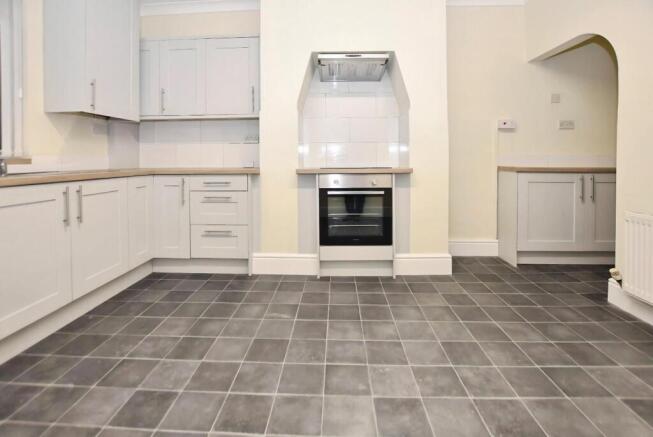 KITCHEN DINER 01.JPG