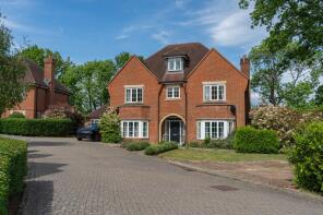 7, Oldfield Drive, Haywards Heath RH17 7TF