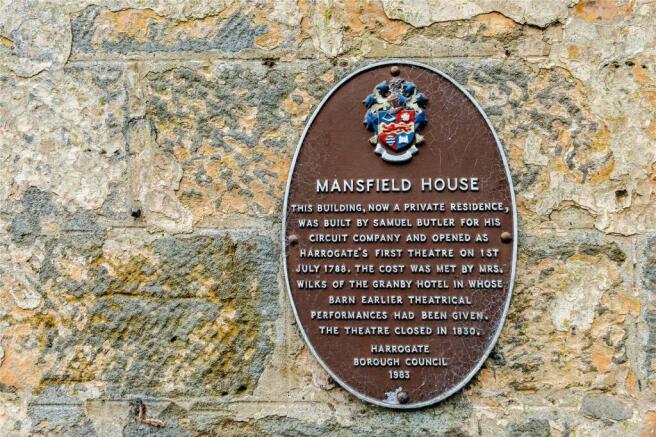 Plaque