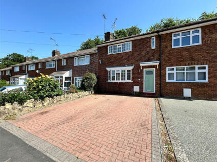 Bernard Close, Dunstable