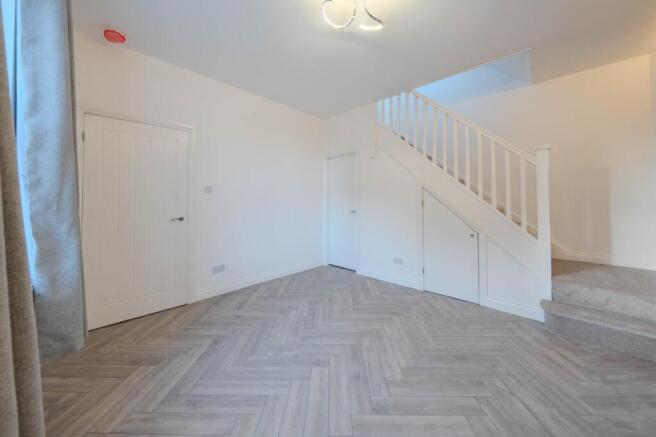 2 bed Terraced for sale Image 10