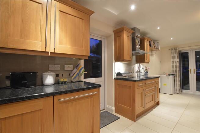 Kitchen breakfast room