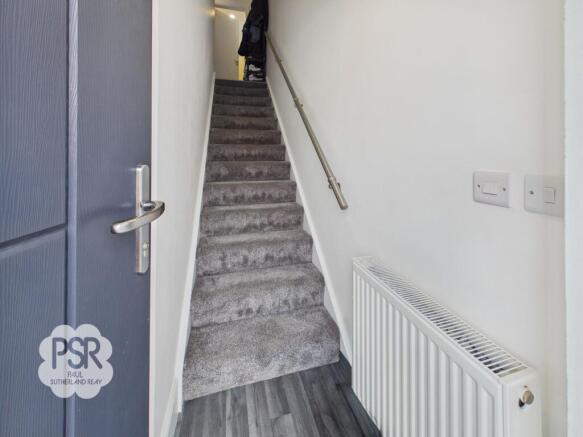 Entrance Hallway/ Stairway