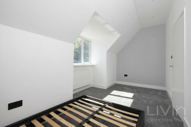 Heathhurst Road-09