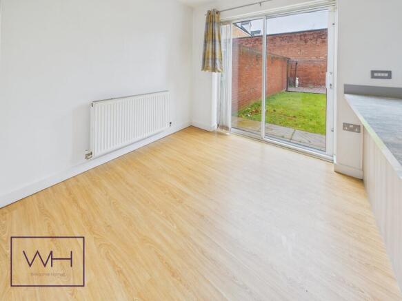 4 bed Town House for sale Image 6