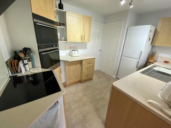 Photo 3