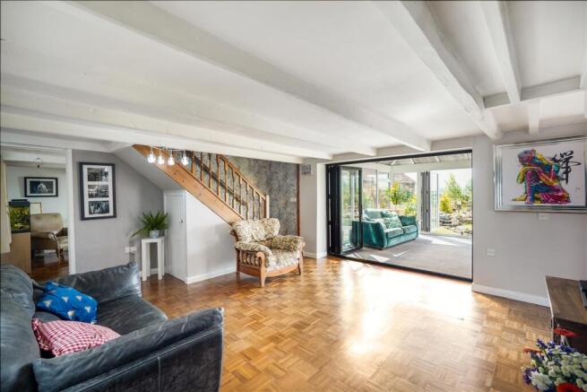 6 bed Smallholding for sale Image 6
