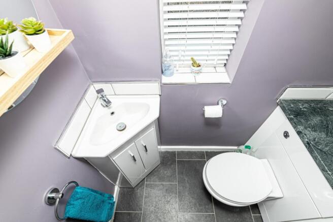 Cloakroom/WC