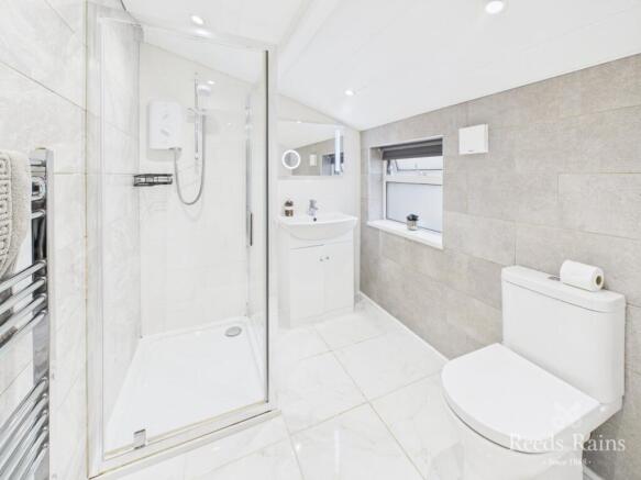 2 bed Terraced for sale Image 12