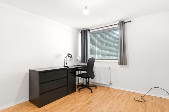 2 bed Flat for sale Image 9