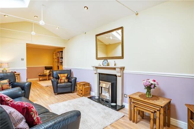 8507228-interior09.jpg