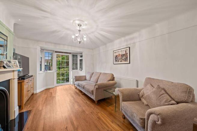 Belmont Rise, Sutton photo 4