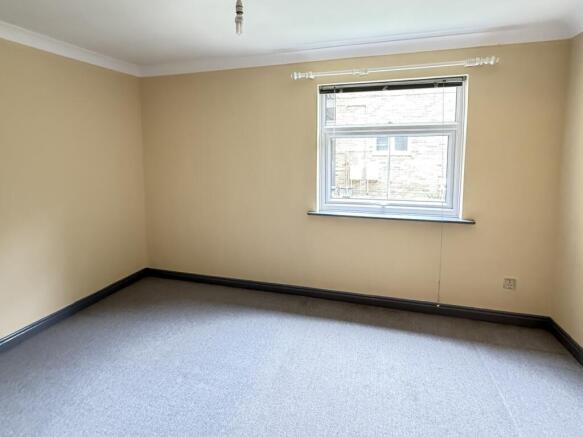 1 bed Apartment for sale Image 5