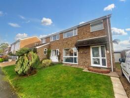 37, Greenfields, St. Ives PE27 5HB