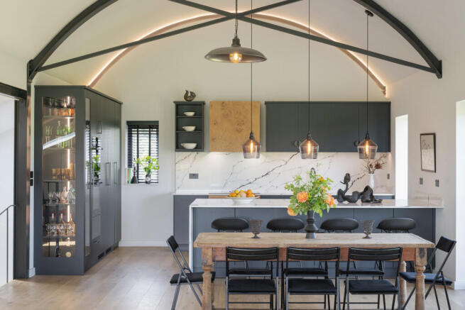 286768 - Bramley Barn ph34 copy.jpg