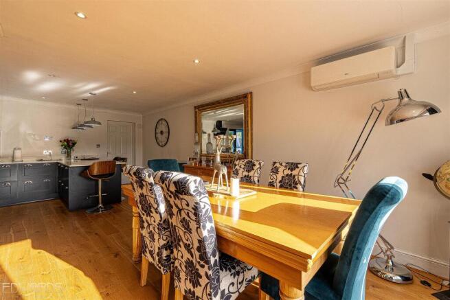 3. untitled-216-2-HDR.jpg