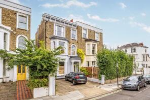 25, Boscombe Road, London W12 9HS
