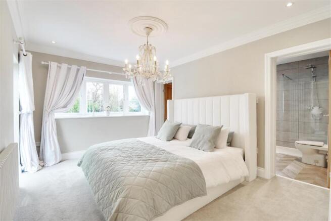 BEDROOM 1