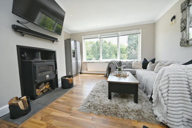 4 bed Detached for sale Image 6