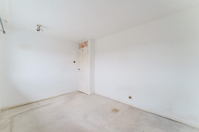 3 bed Semi-Detached for sale Image 9