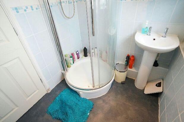 2nd Photo of Shower