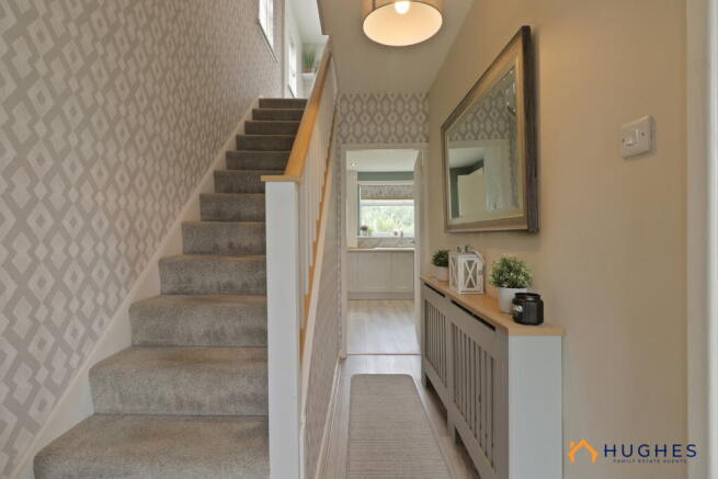 3 bed Semi-Detached for sale Image 6