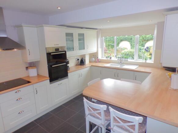 Kitchen/Breakfast