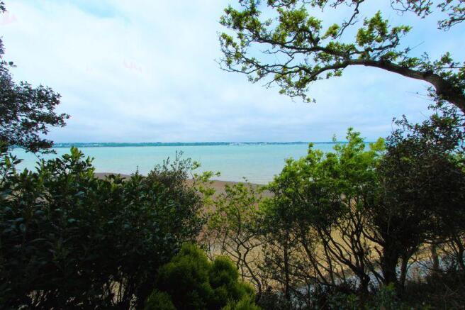 Lounge Sea Views