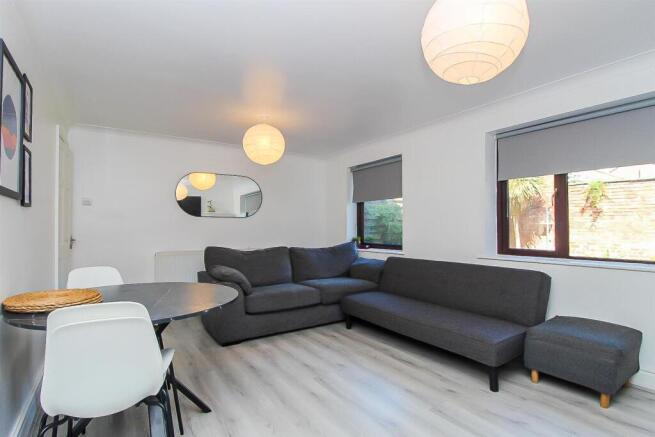 3 bed Detached for sale Image 4