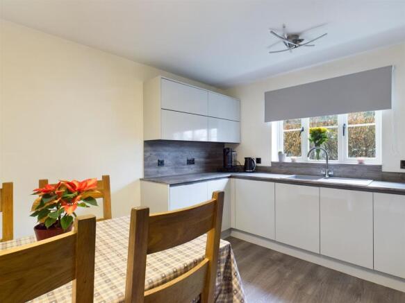 Kitchen/Dining