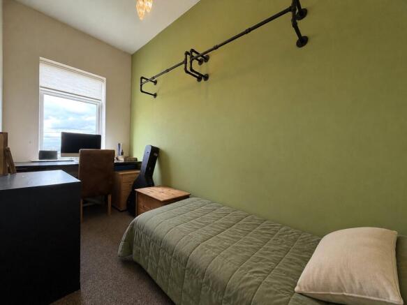 3 bed Terraced for sale Image 7