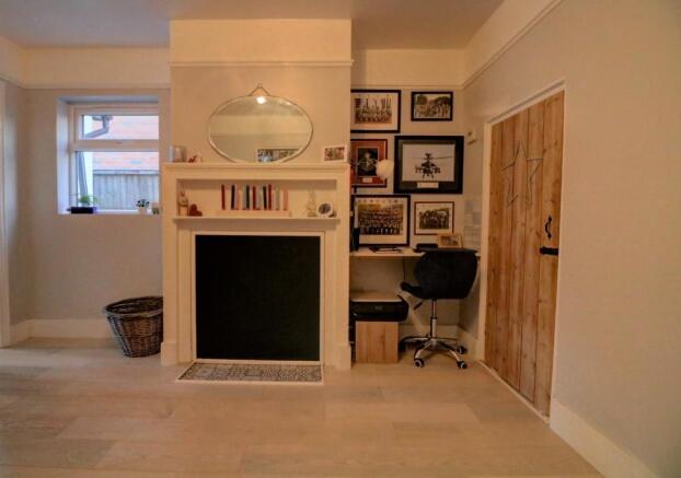 Dining Room (3)