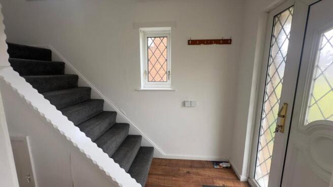 3 bed Semi-Detached to rent Image 6