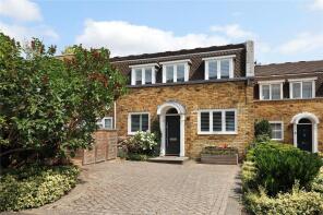 12, Leeward Gardens, London SW19 7QR