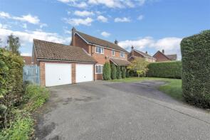 Chartleys, Bury Road, Beyton IP30 9AB
