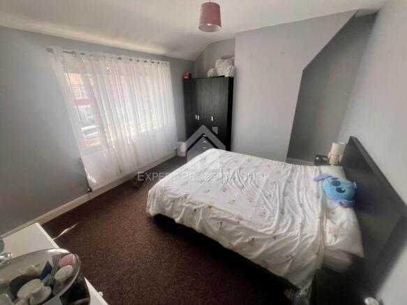 2 bed Semi-Detached for sale Image 6