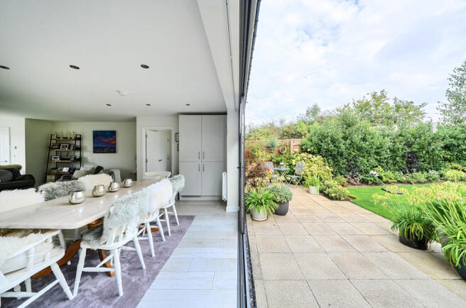Kitchen/garden