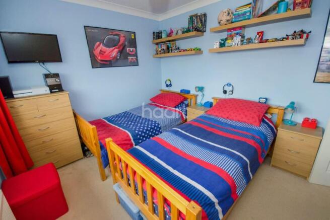 Photo 8
